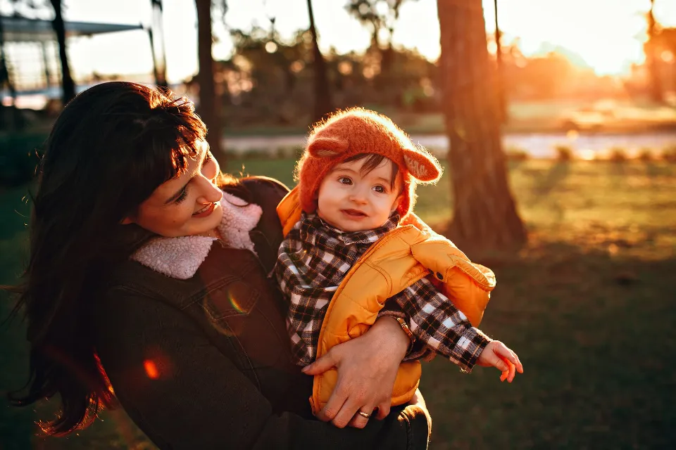 How To Hold A Baby - Is Holding Baby in Sitting Position Bad?